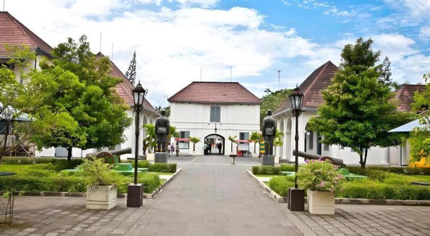 Hotel Mic 3*